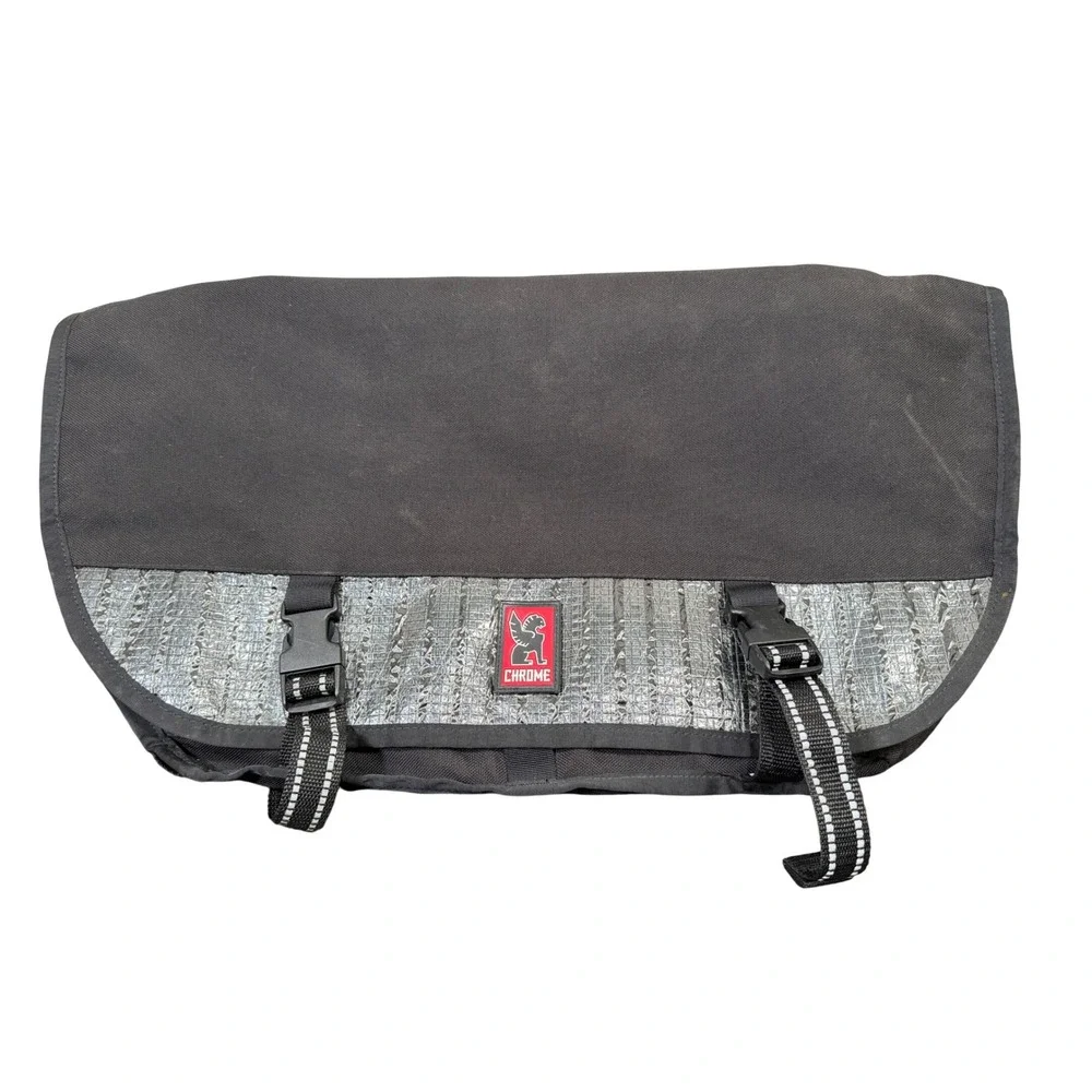 Chrome Industries Citizen 24L Messenger Bag USA Made 2010 Black Silver Vintage